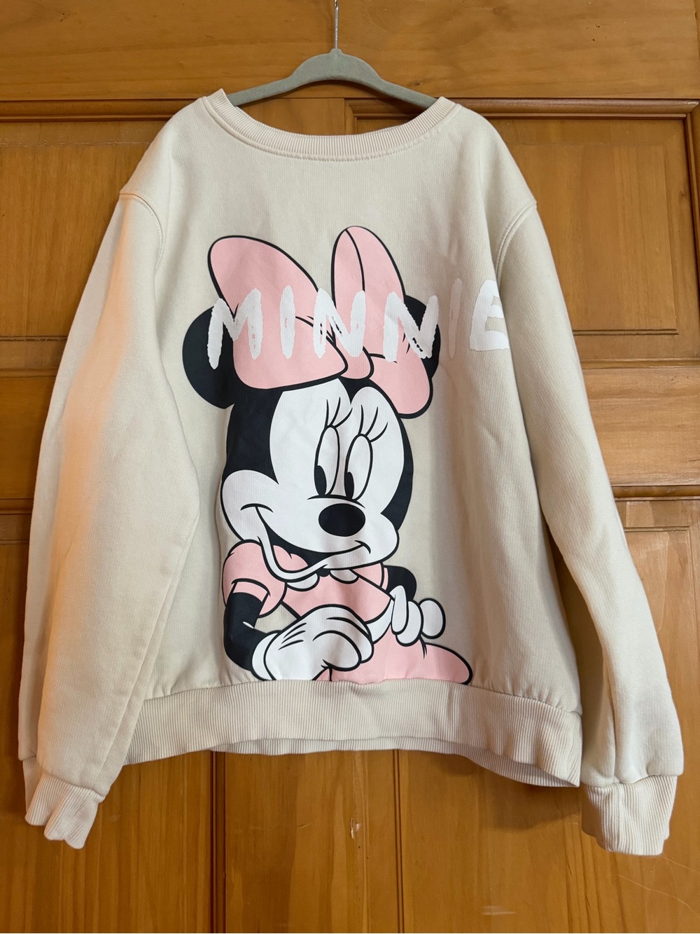 H&M Cream Minnie Mouse Pink Graphic Sweatshirt